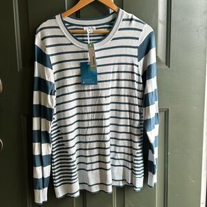 Market & Spruce Omar Twisted Seam Pullover Light Blue size L